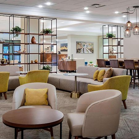 Sheraton Suites Market Center Даллас Экстерьер фото