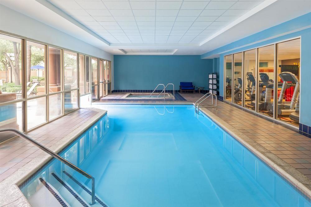Sheraton Suites Market Center Даллас Экстерьер фото