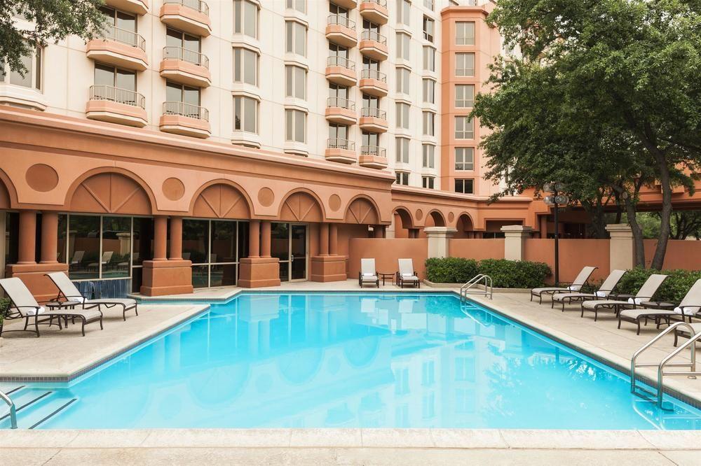 Sheraton Suites Market Center Даллас Экстерьер фото
