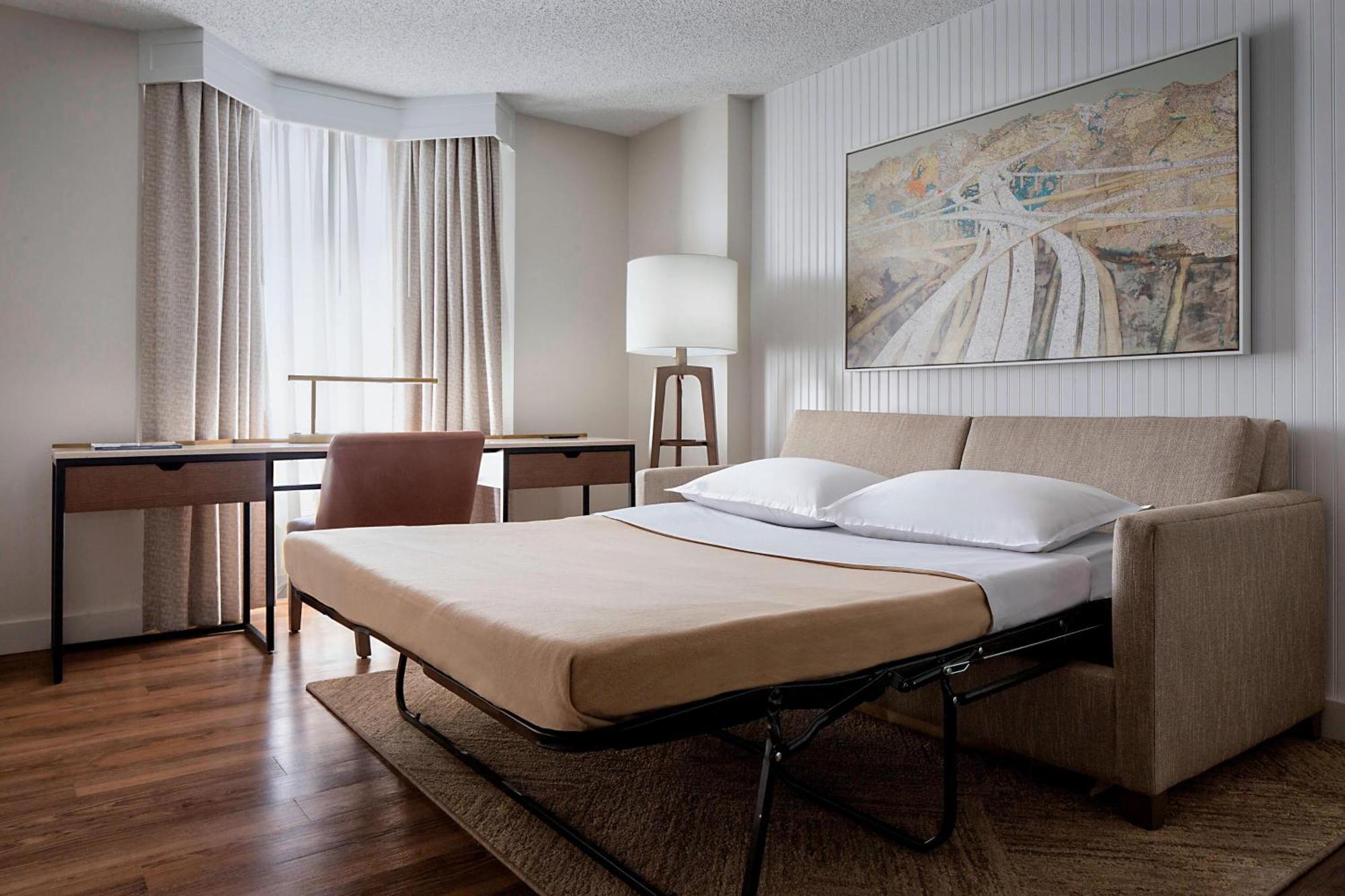 Sheraton Suites Market Center Даллас Экстерьер фото
